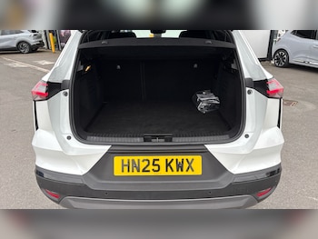 Used Renault Other 2025 for sale - 76384901: Photo