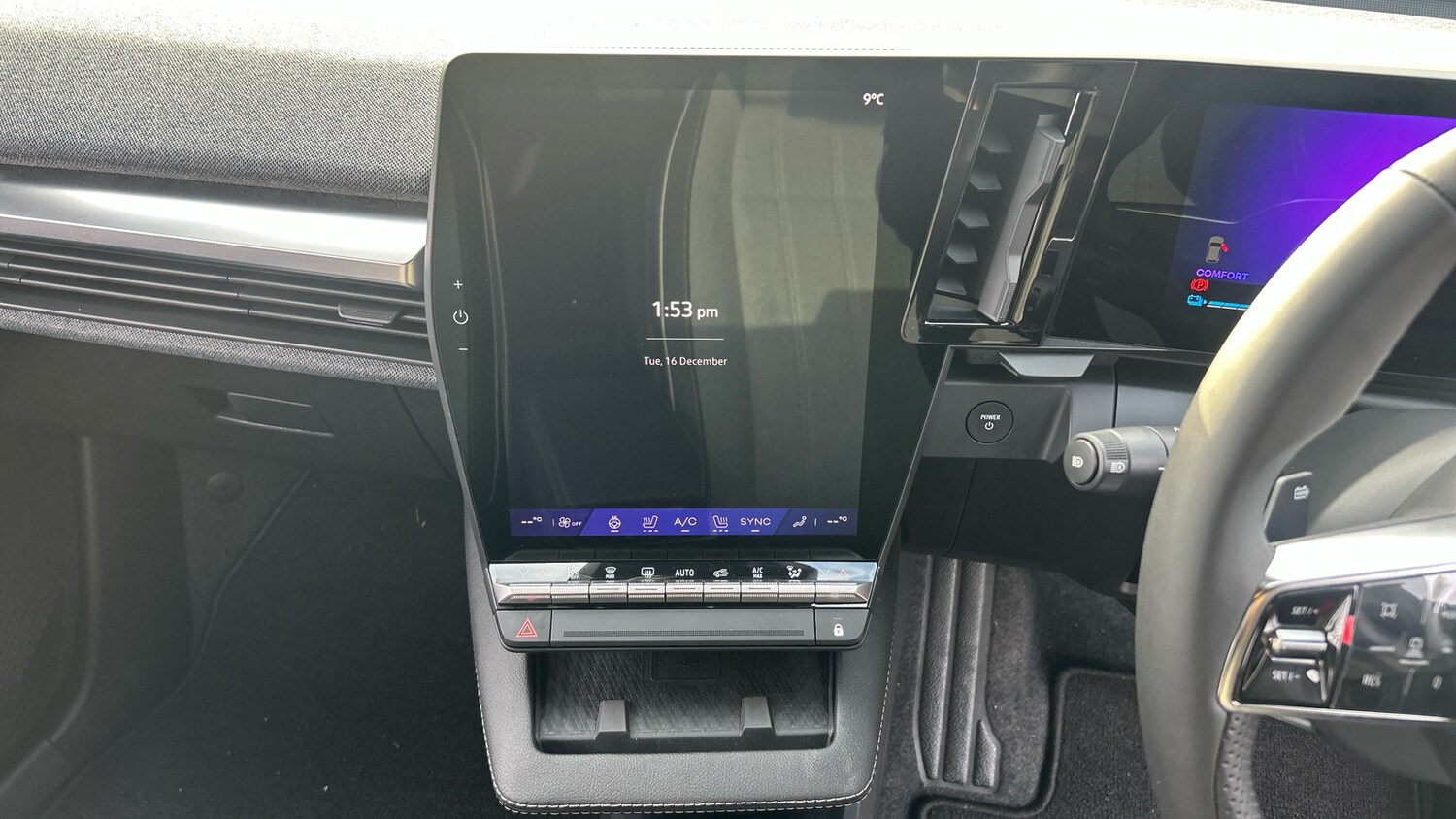 Used Renault Scenic E-Tech 2025 for sale - 76599891: Photo 12