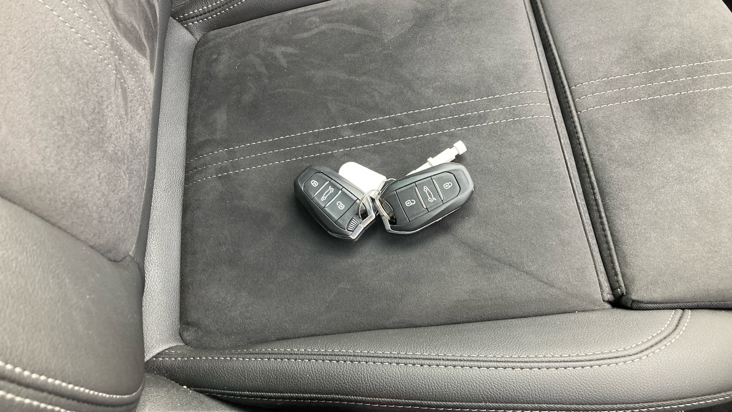 Used Vauxhall Crossland 2023 for sale - 77733007: Photo 20