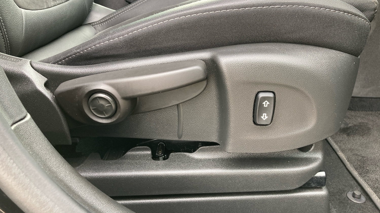 Used Vauxhall Crossland 2023 for sale - 77733007: Photo 27