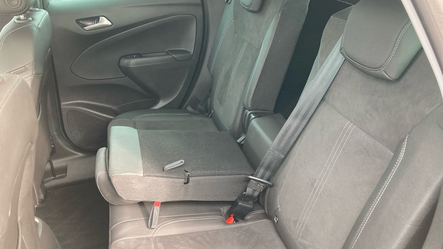 Used Vauxhall Crossland 2023 for sale - 77733007: Photo 29