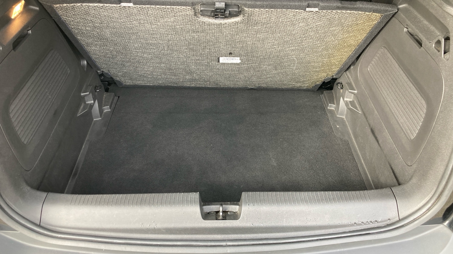 Used Vauxhall Crossland 2023 for sale - 77733007: Photo 33