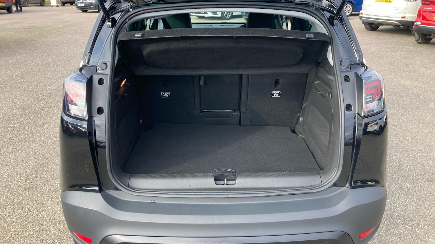 Used Vauxhall Crossland 2023 for sale - 77733007: Photo 4