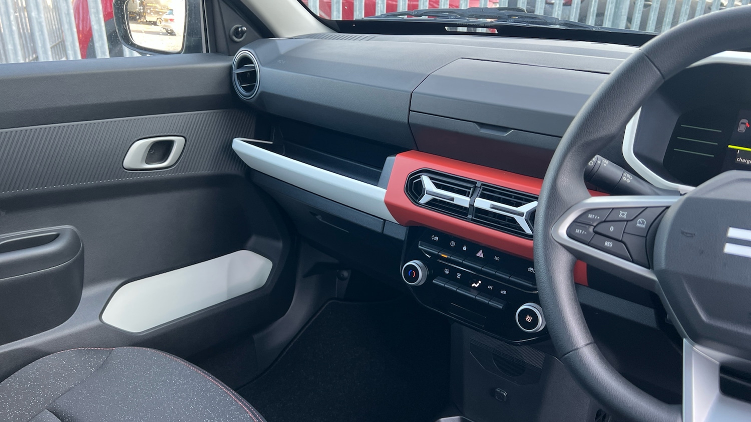 Used Dacia Spring 2025 for sale - 76344574: Photo 14