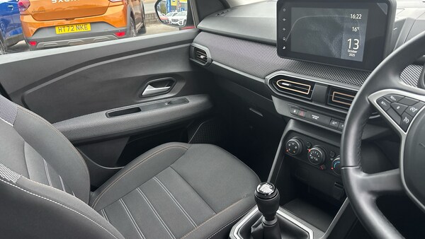 Used Dacia Sandero Stepway 2024 for sale - 76211599: Photo 14