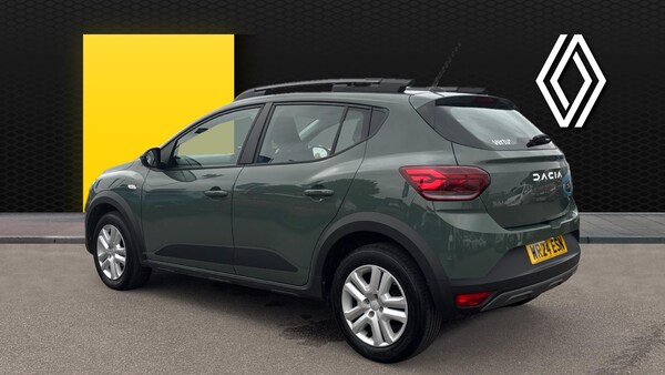 Used Dacia Sandero Stepway 2024 for sale - 76211599: Photo 2