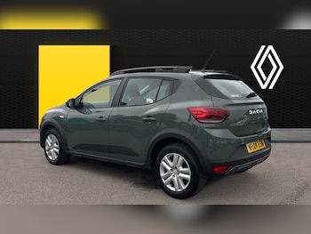 Used Dacia Sandero Stepway 2024 for sale - 76211599: Photo 2