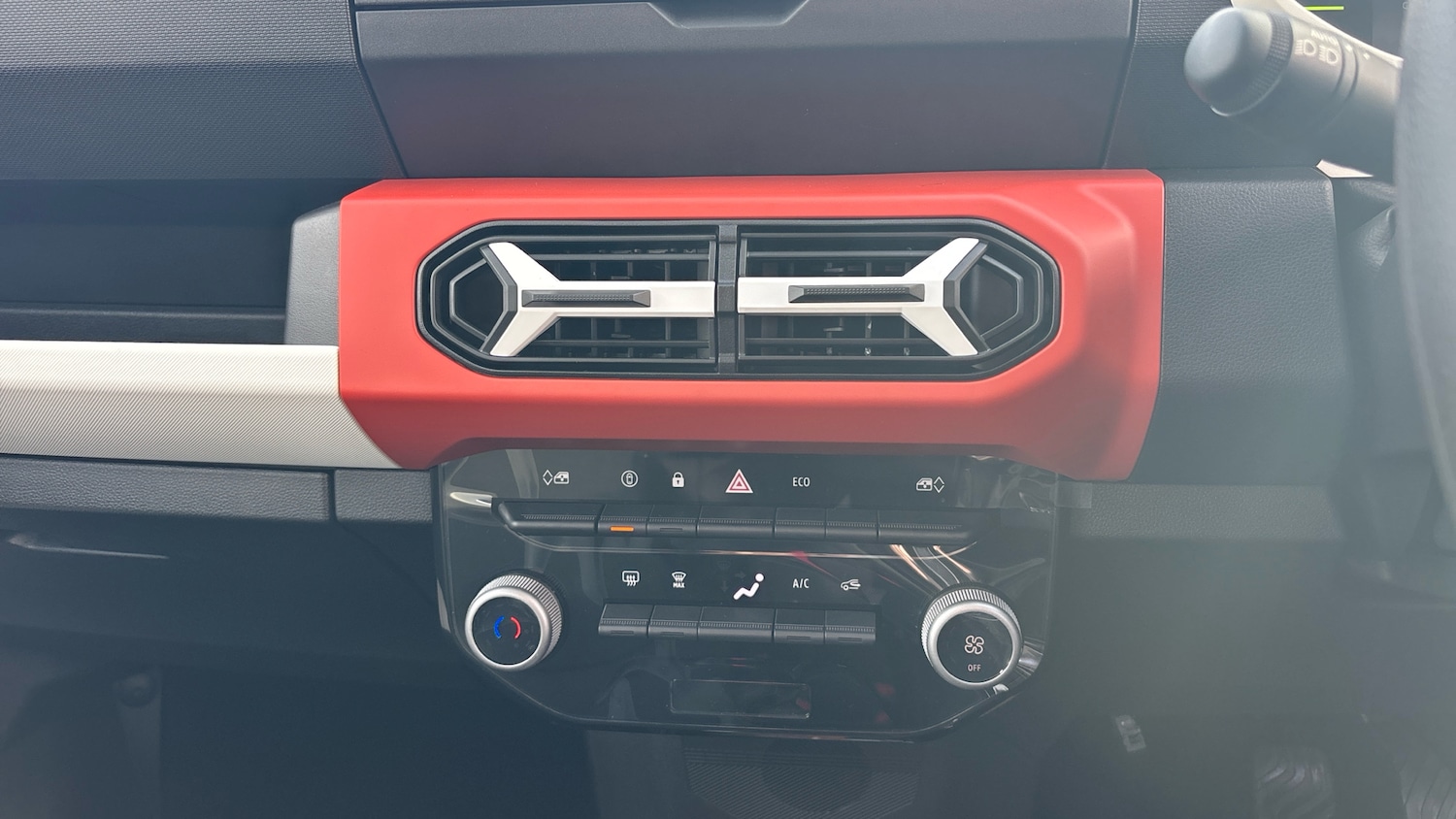 Used Dacia Spring 2025 for sale - 76344598: Photo 12