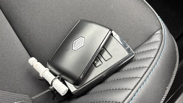 Used Renault Other 2025 for sale - 76211600: Photo 20
