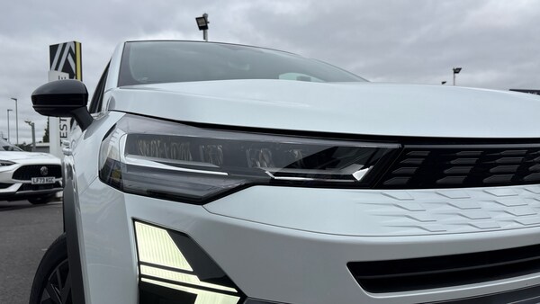 Used Renault Other 2025 for sale - 76211600: Photo 42