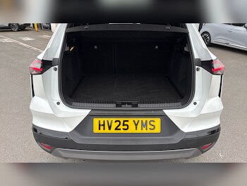 Used Renault Other 2025 for sale - 76211600: Photo
