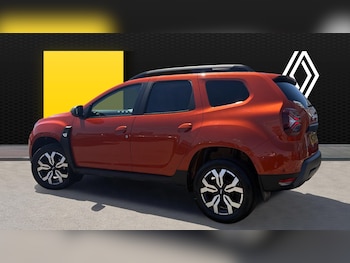 Used Dacia Duster 2023 for sale - 79042294: Photo