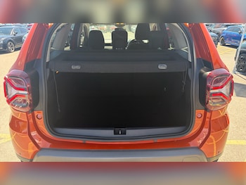 Used Dacia Duster 2023 for sale - 79042294: Photo
