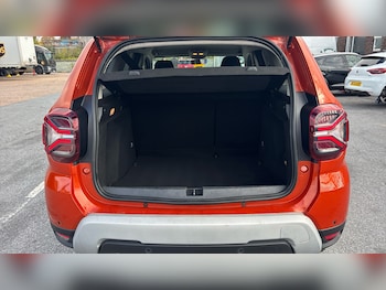 Used Dacia Duster 2022 for sale - 76532044: Photo