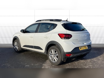 Used Dacia Sandero Stepway 2023 for sale - 76951002: Photo