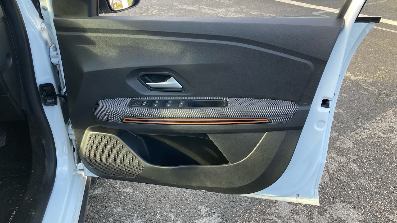 Used Dacia Sandero Stepway 2023 for sale - 76951002: Photo 33