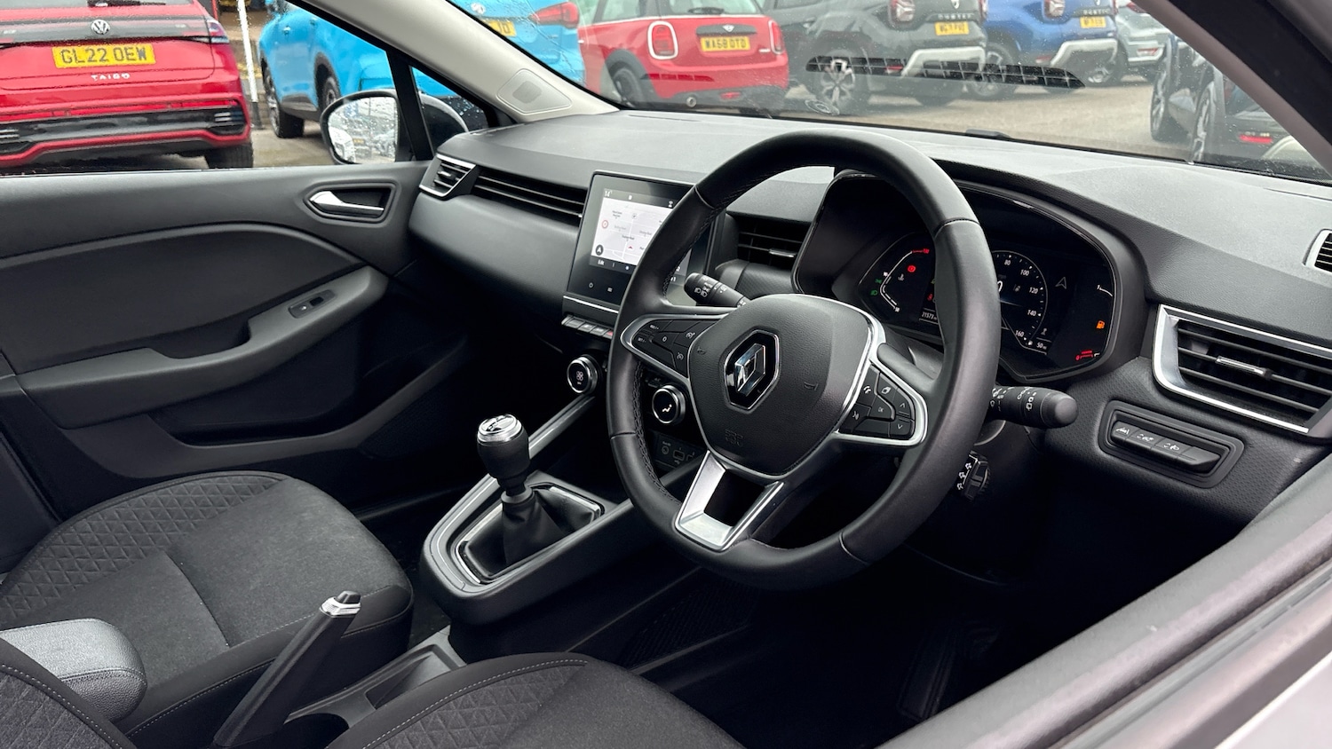 Used Renault Clio 2022 for sale - 76355444: Photo 11
