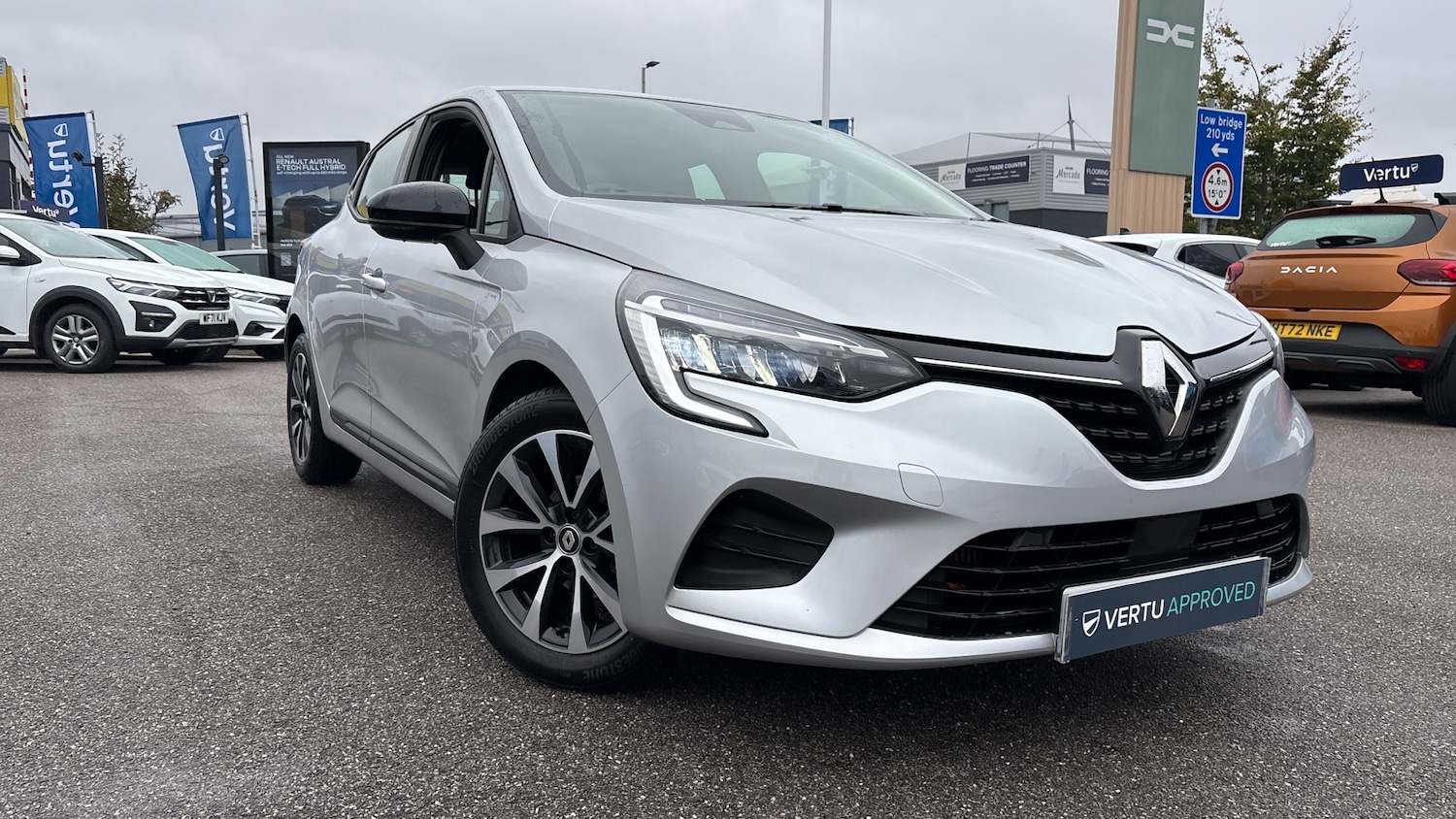 Used Renault Clio 2022 for sale - 76355444: Photo 32