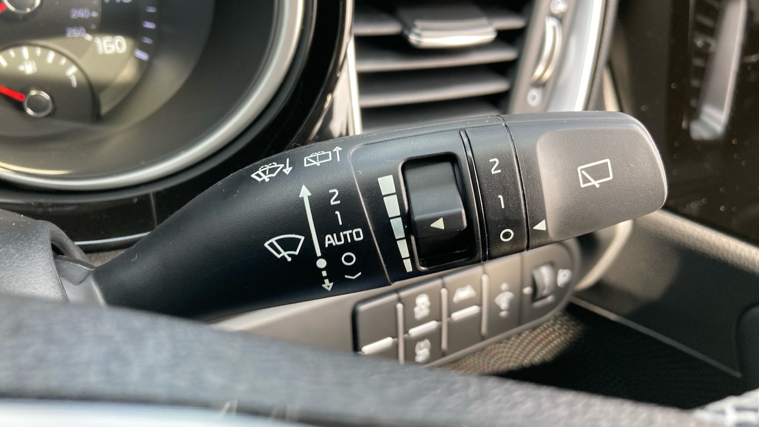 Used Kia Ceed 2025 for sale - 76449548: Photo 41