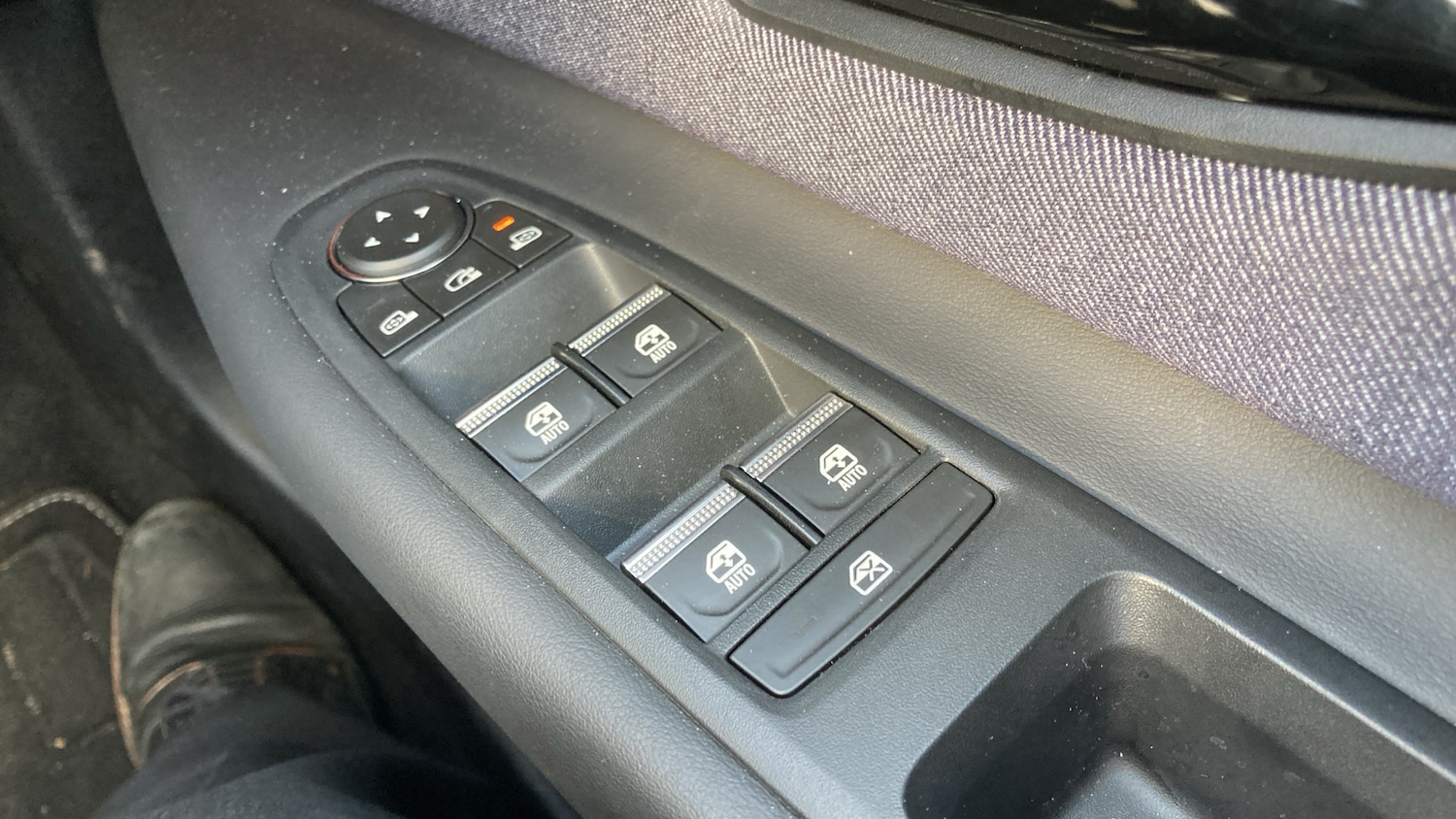 Vehicle 33