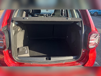 Used Dacia Duster 2022 for sale - 76904852: Photo