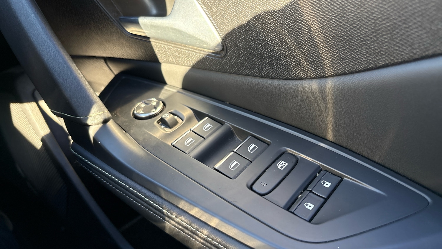 Used Peugeot 308 2022 for sale - 77034262: Photo 33