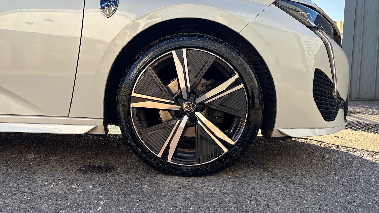 Used Peugeot 308 2022 for sale - 77034262: Photo 7