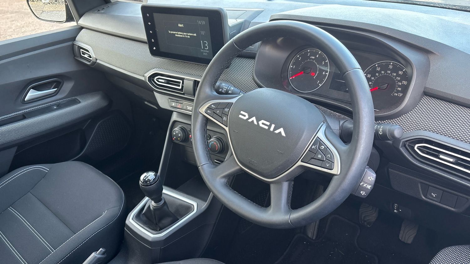 Used Dacia Sandero 2023 for sale - 76833936: Photo 11