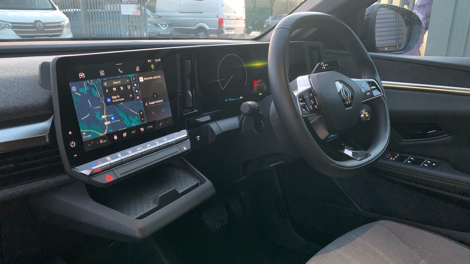 Used Renault Megane E Tech 2023 for sale - 76737952: Photo 13