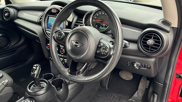 Used MINI Hatch 2018 for sale - 76222107: Photo 37
