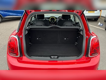 Used MINI Hatch 2018 for sale - 76222107: Photo 4