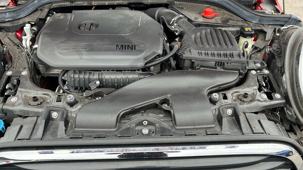 Used MINI Hatch 2018 for sale - 76222107: Photo 8