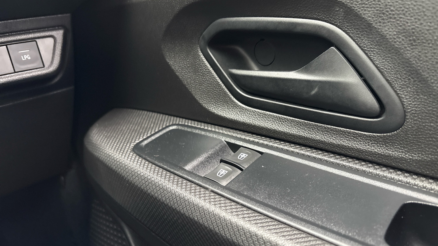 Used Dacia Sandero 2022 for sale - 76428586: Photo 27