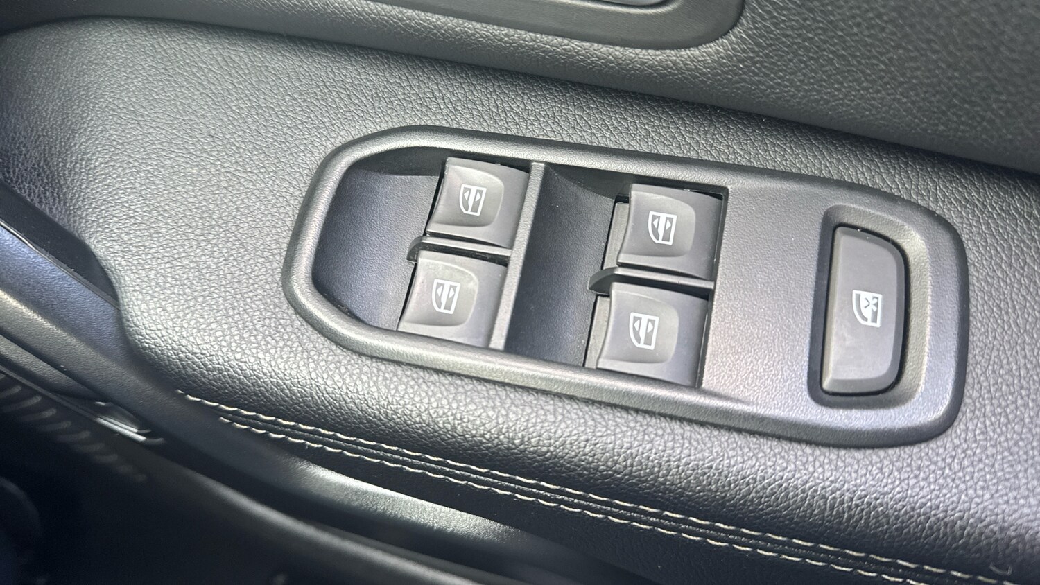 Used Dacia Duster 2021 for sale - 76114819: Photo 30