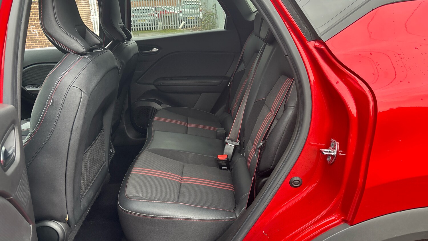 Used Renault Captur 2022 for sale - 77005813: Photo 16