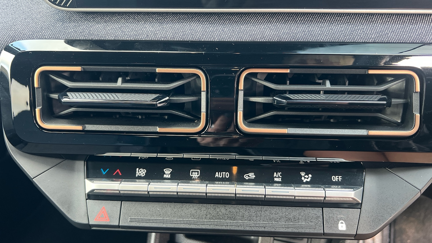 Used Renault 4 2025 for sale - 77781392: Photo 22