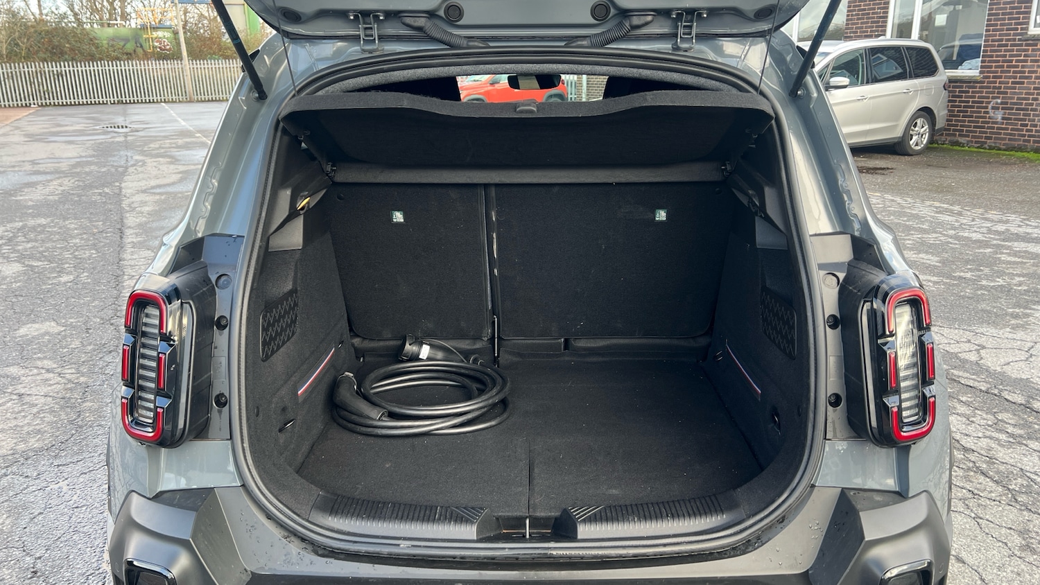 Used Renault 4 2025 for sale - 77781392: Photo 4