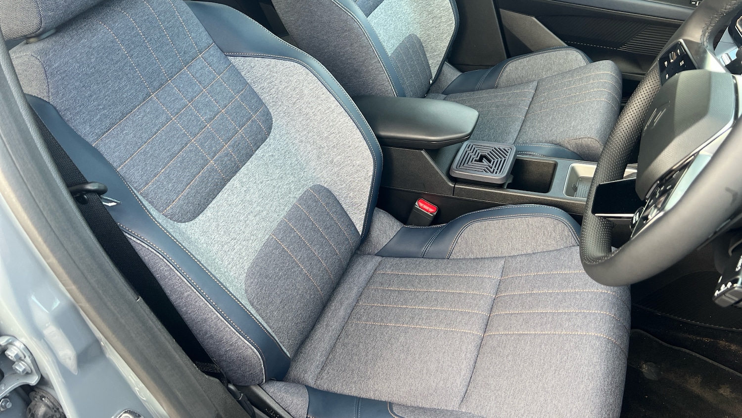 Used Renault 4 2025 for sale - 77781392: Photo 41