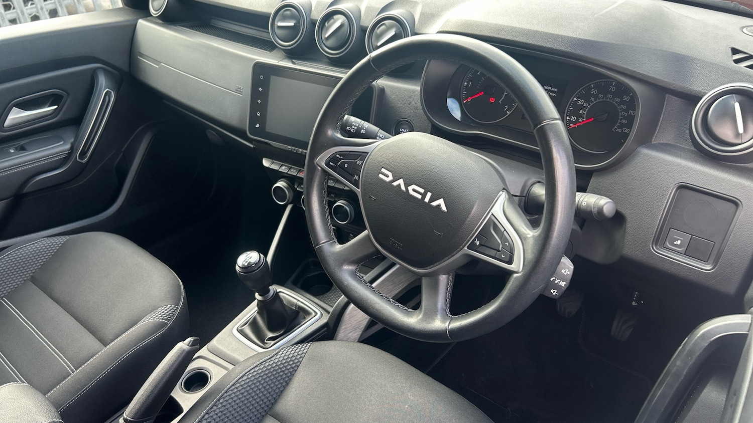 Used Dacia Duster 2023 for sale - 76287145: Photo 11