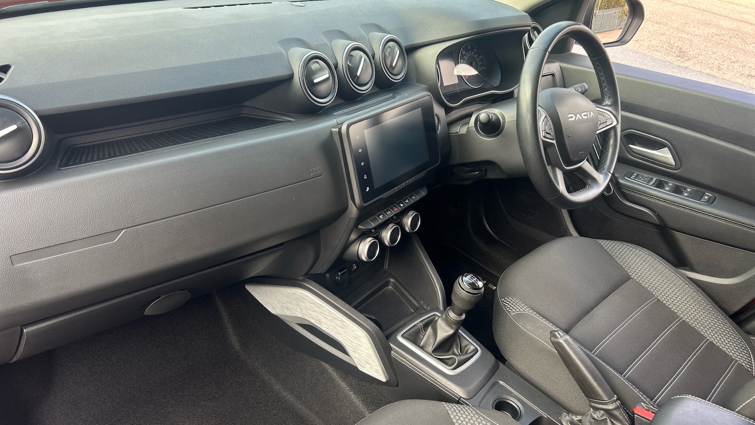 Used Dacia Duster 2023 for sale - 76287145: Photo 9