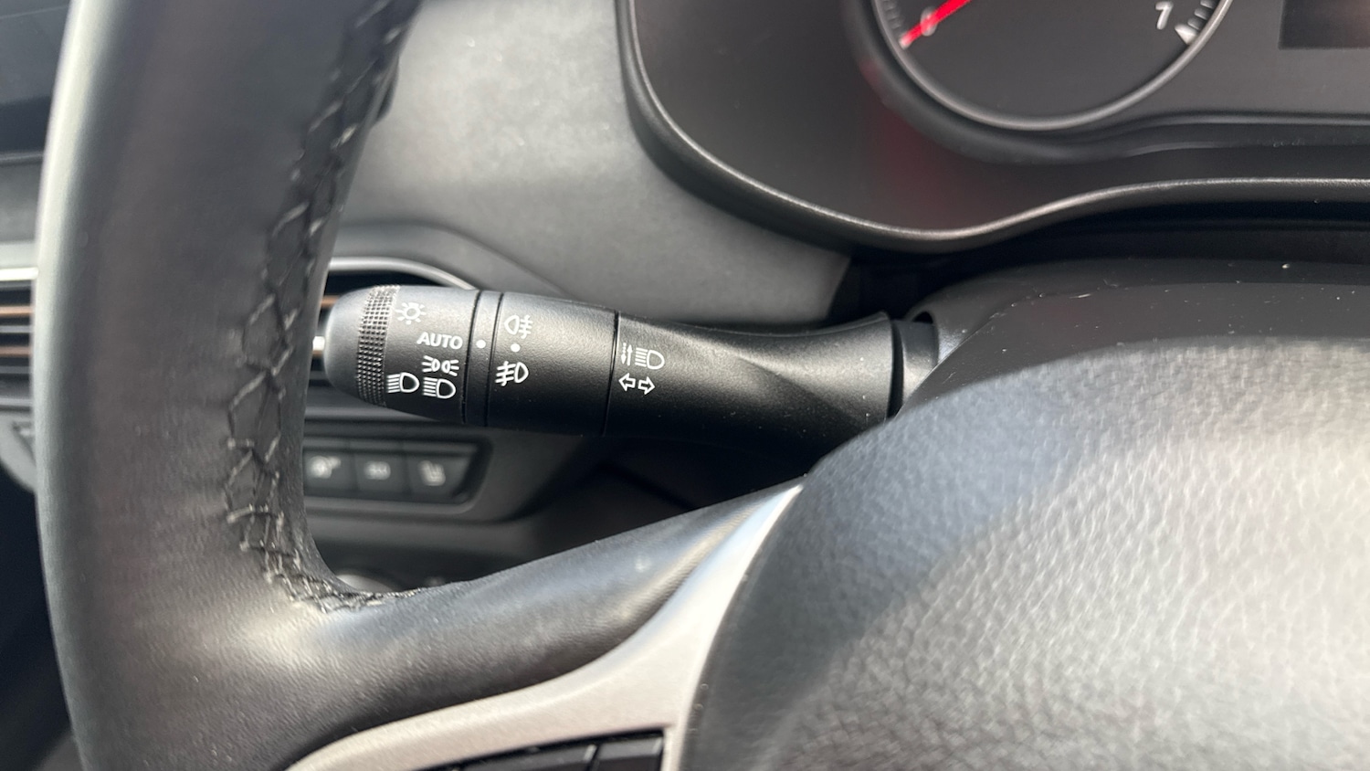 Used Dacia Jogger 2025 for sale - 76391667: Photo 35