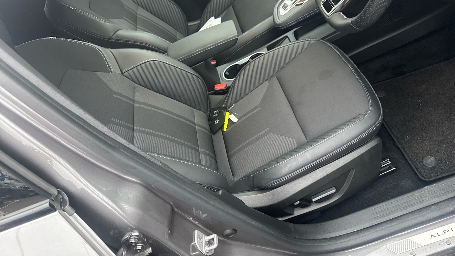 Used Renault Other 2025 for sale - 77663330: Photo 33