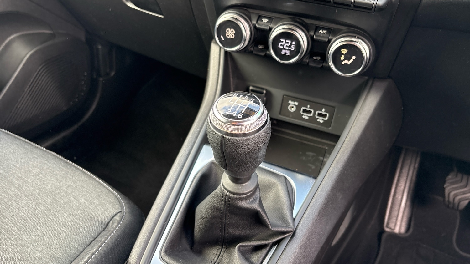 Used Renault Captur 2022 for sale - 76477809: Photo 13