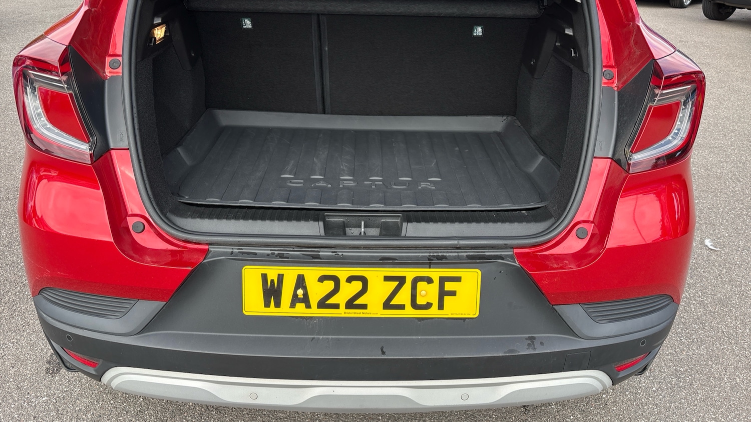 Used Renault Captur 2022 for sale - 76477809: Photo 4