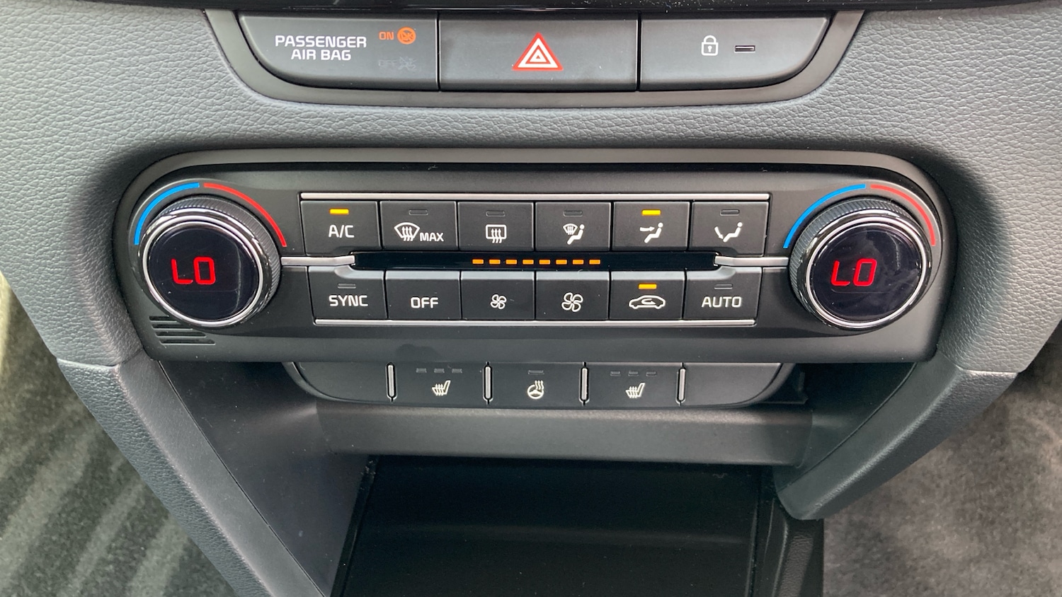 Used Kia Ceed 2025 for sale - 77079468: Photo 29