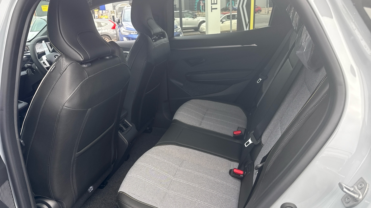 Used Renault Megane E Tech 2025 for sale - 76599893: Photo 16