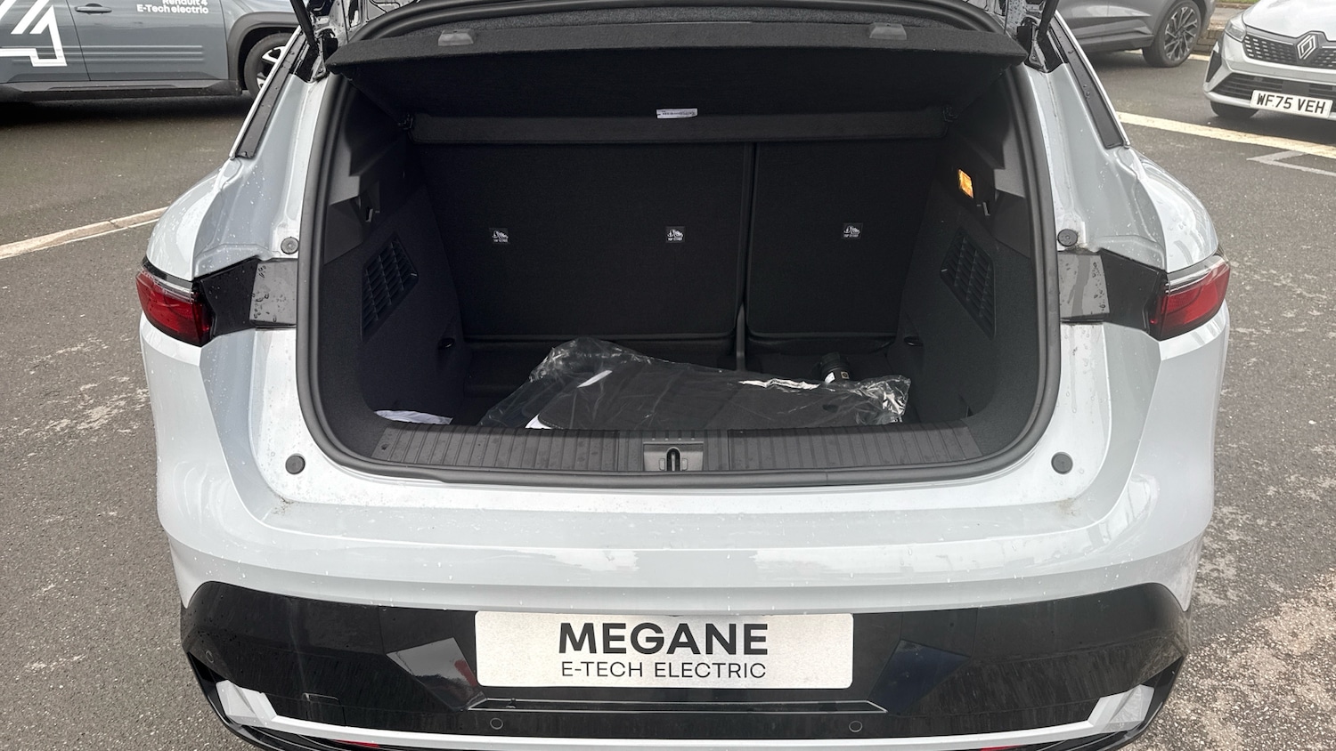 Used Renault Megane E Tech 2025 for sale - 76599893: Photo 4