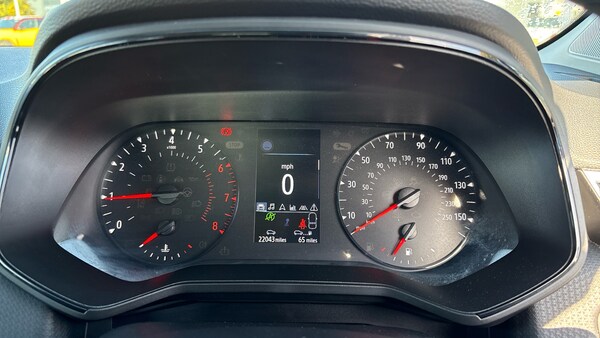 Used Renault Clio 2022 for sale - 76117319: Photo 18