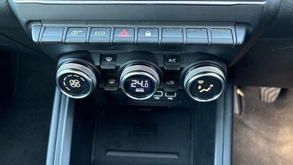 Used Renault Clio 2022 for sale - 76117319: Photo 26