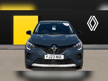 Used Renault Captur 2023 for sale - 76100854: Photo 3
